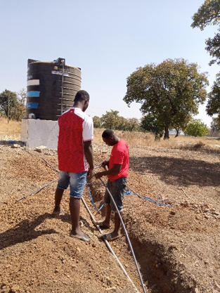 Constructing borehole